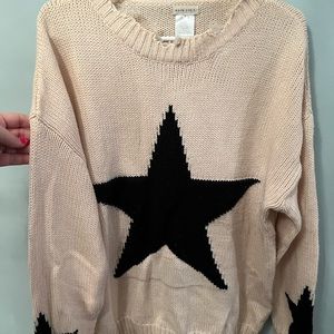 Boutique Sweater Distressed with Star Size Large